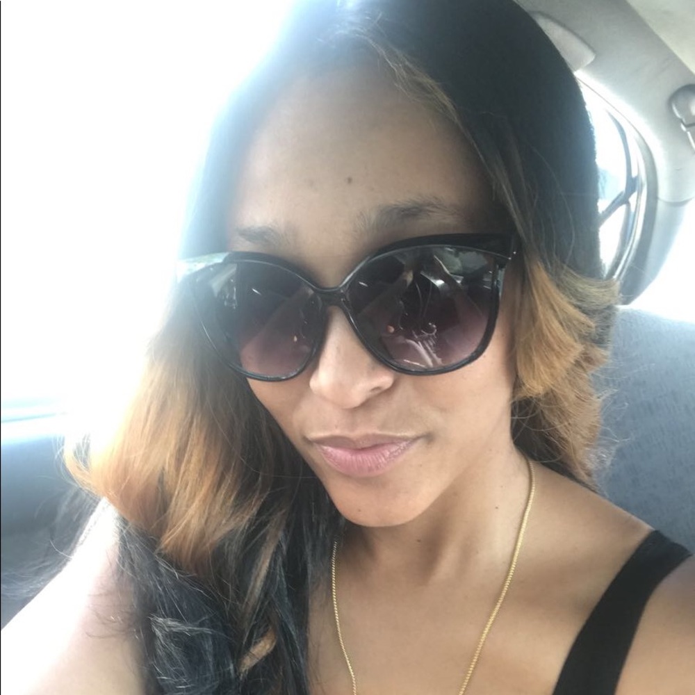 Meet your Posher, Wyneika